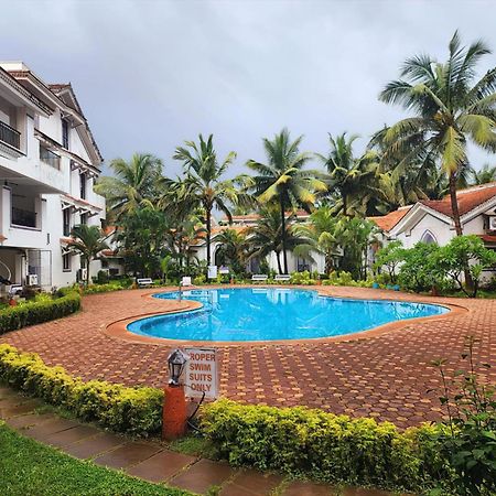 Riviera Hermitage Arpora Bagian luar foto