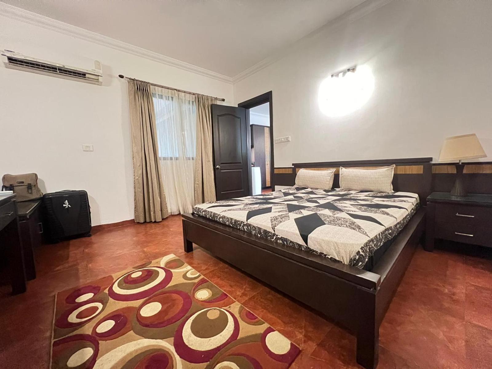 Riviera Hermitage Arpora Bagian luar foto